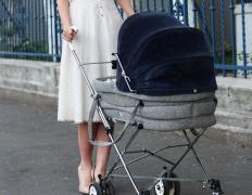 Ai un copil mai mic de 3 ani? Preşedintele tocmai a promulgat legea care te scuteşte de o cheltuială