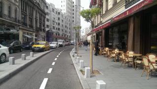 Din această seară nu se mai circulă cu maşina pe Calea Victoriei. Când expiră interdicţia de circulaţie