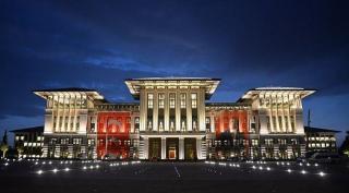 “SULTANUL” Erdogan: Preşedintele Turciei trăieşte într-un PALAT cu 1.100 de camere, de 4 ori mai mare decât Versailles. În ce lux se lăfăie Erdogan și soția sa