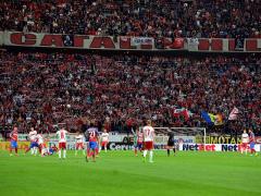 Imagini INCREDIBILE la derby! Steaua- Dinamo a fost întrerupt în prima repriză! (VIDEO)