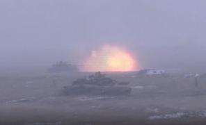 AU VENIT AMERICANII! Exerciţiu impresionant cu MUNIŢIE DE RĂZBOI, în poligonul de la Smârdan. Tancurile Abrams au fost văzute în acţiune (VIDEO)