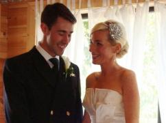 Un bărbat a fost OMORÂT de hoţii care i-au furat maşina, sub privirea împietrită a SOŢIEI