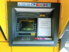 MEGA LOVITURĂ LA PAŞCANI! Aproape toate bancomatele din oraş au fost sparte într-o singură noapte!