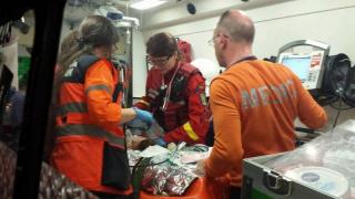 ULTIMA ORĂ: Copilul de doi ani salvat din fântână, ÎN STARE CRITICĂ la spital! Vezi MOMENTUL DRAMATIC în care micuţul este SCOS din puţ (VIDEO)