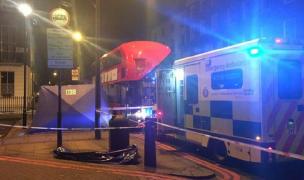 Descoperire terifiantă, la Londra! Un bărbat înjunghiat mortal a fost găsit într-un autobuz