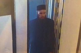 Avem IMAGINILE de pe CAMERE! Ce a făcut suspectul din Sankt Petersburg imediat după ATENTAT (VIDEO)