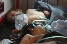 IMAGINI TERIBILE în urma atacului cu "GAZ TOXIC"! Zeci de oameni, printre care şi COPII, au murit sufocaţi în Siria