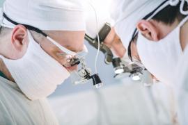 Sindicatele din Sănătate anunţă PROTESTE, dacă Legea salarizării le limitează sporurile