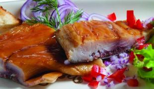 Novacul afumat din Ţara Bârsei, protejat în UE. Este al patrulea produs românesc cu atestat european