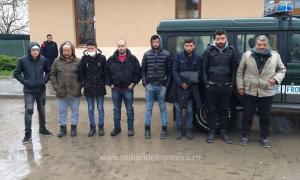 Poliţisţii de frontieră au prins patru cubanezi, care voiau să intre ilegal în România ca să ajungă în SUA