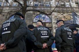 Raiduri ANTITERORISTE în patru landuri din Germania!