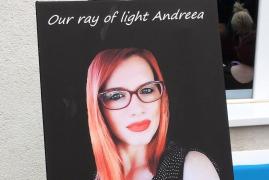 LACRIMI ŞI DURERE. Andreea Cristea, frumoasa constănţeancă moartă în urma atentatului terorist de la Londra, condusă pe ultimul drum! IMAGINI COPLEŞITOARE