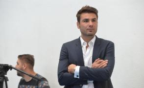 Reacţia lui Adrian Mutu, după apariţia unei plângeri penale împotriva sa: "Dacă cineva mă judecă, înseamnă ca nu are familie"