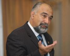 Ce răspuns îi dă ANAF lui Vosganian la solicitarea privind taxele din MEDITAŢIILE LUI IOHANNIS!