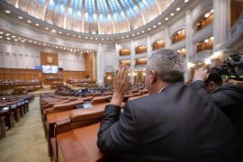 Lege pentru "Autostrada Unirii", în Parlament. 71 de aleşi susţin proiectul şi critică Guvernul