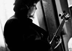 DOLIU în lumea muzicii! Basistul unei trupe din Cluj-Napoca a murit într-un accident rutier. Tânărul de 28 de ani se întorcea de la Street Food Festival