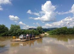 Caz HILAR la Satu Mare! Inspectorii ANAF au amendat cu 6.000 de lei un podar, pentru că nu avea casă de marcat pe malul apei. Cum s-a răzbunat bărbatul