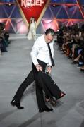 IMAGINI SENZAŢIONALE de la ”Fashion For Relief” la Cannes! Antonio Banderas a fost un adevărat TOREADOR pe podium | VIDEO