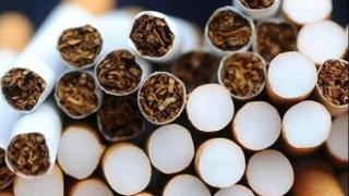 Preşedintele unei asociaţii de locatari din Bucureşti avea fabrică de ţigări la subsolul blocului! Cantitate impresionantă de tutun, confiscată