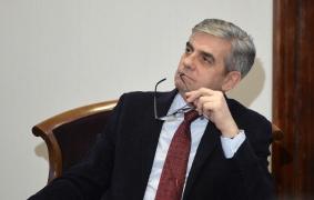 Noul viceguvernator al BNR, Eugen Nicolăescu, îngrijorat de creşterea economică a României