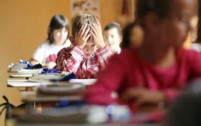 Elevii clasei a IV-a susţin astăzi Evaluarea Naţională. Vezi care sunt NOUTĂŢILE!