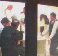 Şeful Serviciului Control din Poliţia de Frontieră, Aurelian Miu, fotografiat în genunchi în faţa şefilor, a fost eliberat din funcţie