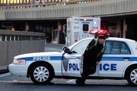 INCIDENT în apropiere de Casa Albă: Poliţiştii au descoperit un ADEVĂRAT ARSENAL asupra unui bărbat cazat la Trump International Hotel (VIDEO)