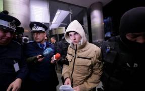 Elevul craiovean acuzat de propagandă teroristă în favoarea ISIS, condamnat la trei ani şi patru luni de închisoare