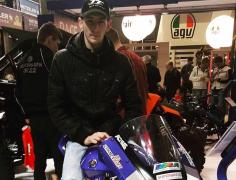 Un motociclist şi-a pierdut viaţa după ce s-a dezechilibrat şi s-a rostogolit pe şosea 150 de metri