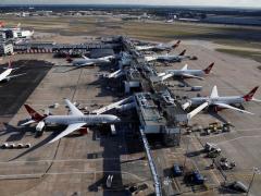 ALERTĂ pe aeroportul Heathrow din Londra! Mai multe zboruri au fost suspendate, un terminal a fost închis