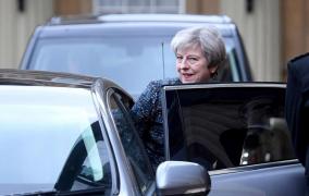Discuţii pe Brexit, după alegerile din Franţa. Theresa May a vorbit cu Emmanuel Macron despre un parteneriat puternic