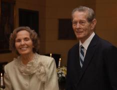 Detalii neştiute ale poveştii de dragoste dintre regele Mihai şi regina Ana: “Aproape că am leşinat când am văzut cât de mare e inelul”. Cadoul de nuntă: un colier de 150000 dolari