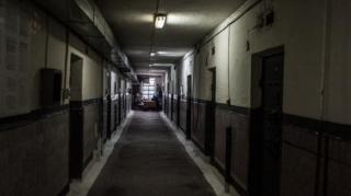 Proiectul prin care deţinuţii care stau în închisori în condiţii INUMANE se bucură de 6 zile reduse la 30 de detenţie a fost ADOPTAT DE DEPUTAŢI