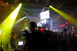 NEREGULI în cluburile din Bucureşti! Poliţia a dat amenzi de peste 40 de mii de lei