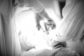 DESPĂGUBIRE URIAŞĂ! Cât ar putea plăti Spitalul Judeţean Buzău unui tânăr lăsat fără... penis