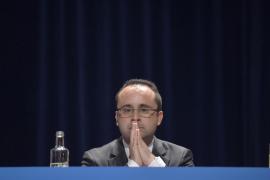 Cristian Buşoi, primele declaraţii după ce a pierdut şefia PNL: "Partidul trebuie să meargă înainte şi să rămână unit"