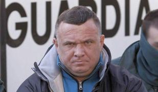 Cel mai de temut interlop român, IOAN CLĂMPARU, adus cu mascaţii la Tribunalul Alba. Ce au descoperit magistraţii în cazierul lui CAP DE PORC