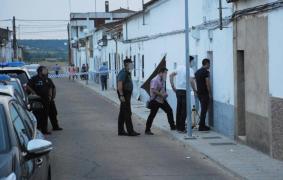 CRIMĂ ÎNFIORĂTOARE comisă de o ROMÂNCĂ în Spania! Femeia şi-a UCIS cu sânge rece iubitul, l-a stropit cu benzină, apoi I-A DAT FOC