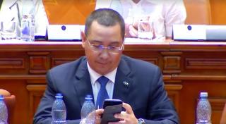 Victor Ponta,  PRIMA REACŢIE după înfrângerea din Parlament!