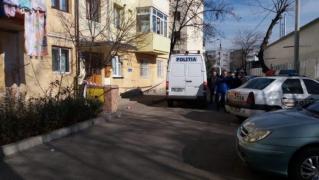 INCIDENT ŞOCANT la Piteşti! Un băieţel de 2 ani a CĂZUT DE LA ETAJ! S-a întâmplat în cartierul Trivale (VIDEO)