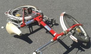 GROAZNIC! Copil de 8 ani în stare CRITICĂ la spital, după ce a căzut de pe bicicletă. Ghidonul i-a PERFORAT ABDOMENUL!