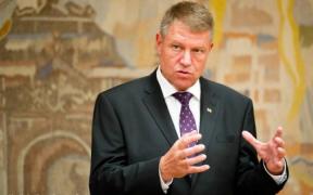 Iohannis: Îl desemnez pe Mihai Tudose PREMIER. Criza prin care trecem dăunează grav României, economiei româneşti, imaginii României în lume