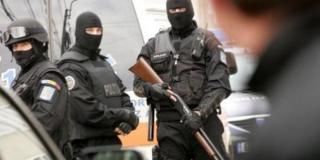 Acţiune FULGER a DIICOT pentru prinderea lui Ibrahim, un JIHADIST ROMÂN, care a fost surprins dând târcoale unei unităţi militare. Se pregătea de ATENTAT!