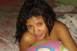 Însărcinată în opt luni, o tânără a avut parte de o moarte cumplită. A fost ucisă cu sânge rece de o femeie care voia să-i fure copilul