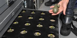 ALERTĂ la cote maxime! O sută de GRENADE OFENSIVE au fost furate dintr-un depozit militar! NATO a fost informată