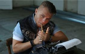 Codin Maticiuc sare la gâtul lui Pomohaci şi critică BOR: "Mă intreb dacă şi spatele îţi e tot bisericesc. Huoooooooo!"