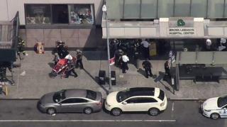 BREAKING NEWS Focuri de armă la un spital din New York. Un bărbat îmbrăcat în doctor a împuşcat cel puţin trei persoane