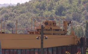 SELFIE MORTAL la Iaşi! Un adolescent de 17 ani a urcat pe o macara ca să-şi facă o poză, s-a ELECTROCUTAT şi a căzut în gol de la 8 metri înălţime (VIDEO)