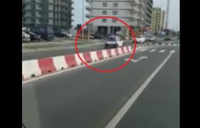 ÎŢI STĂ INIMA. O şoferiţă dezorientată a mers pe CONTRASENS de la Mamaia la Năvodari (VIDEO)