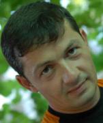 Detalii TERIFIANTE despre "MONSTRUL din Huşi": Tată şi soţ iubitor pe Facebook, CRIMINAL în serie în realitate. Anchetatorii germani, şocaţi de sadismul de care a dat dovadă (FOTO)